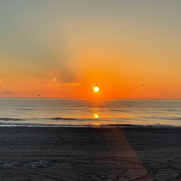sunsethoneygold
